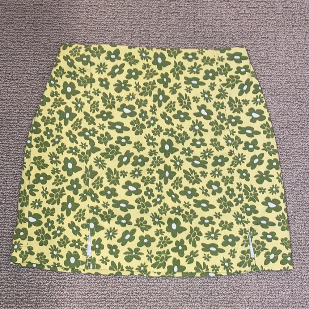 Flower print skirt